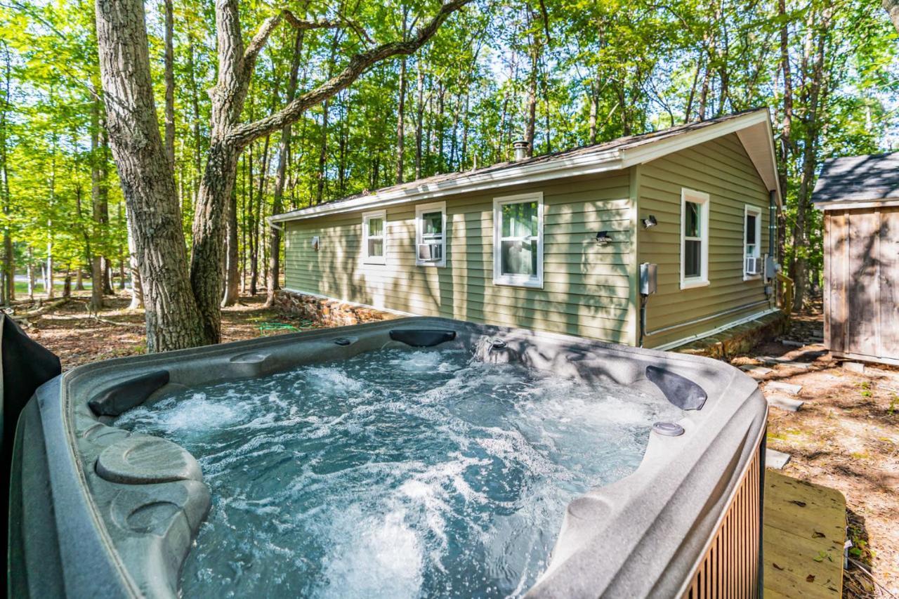 Vila Cozy & Modern W Hot Tub, Fire Pit, Grill & Pond Morton Grove Exteriér fotografie